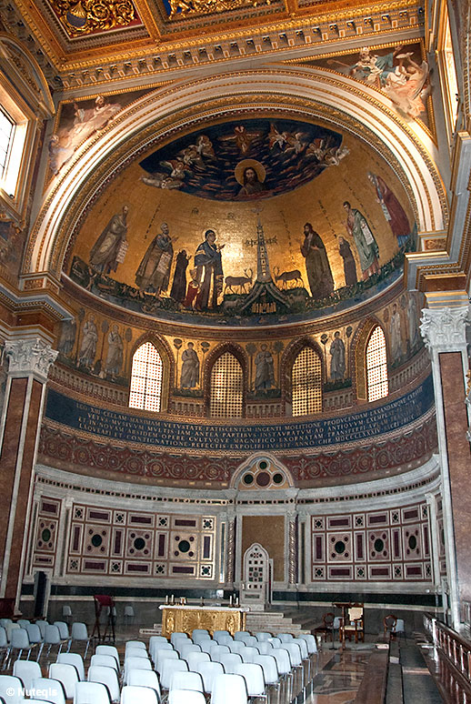 Rzym, bazylika św. Jana na Lateranie, apsyda z tronem papieskim