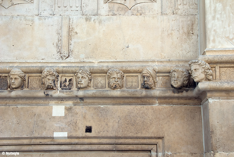 Szybenik, głowy Dalmatinca ze ścian św. Jakuba