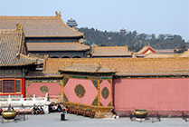 Pekin, Jingshan w tle