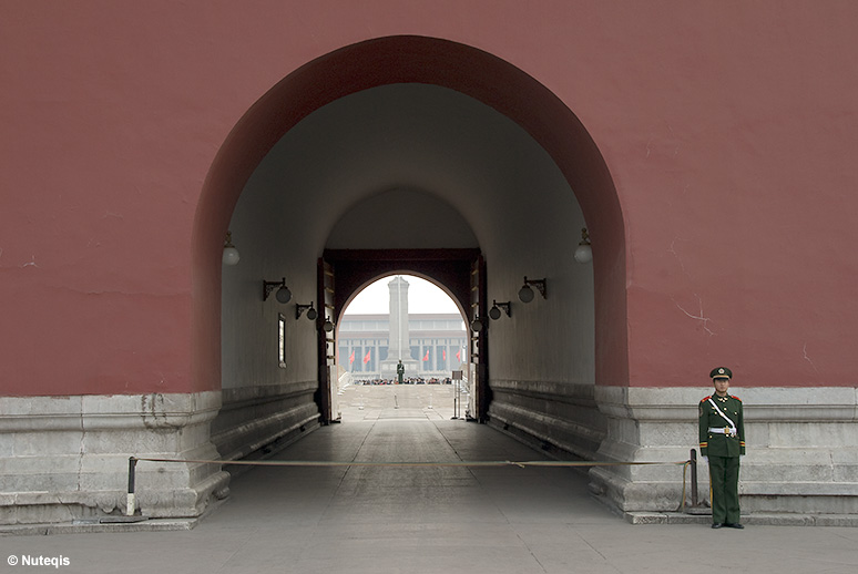 Pekin, Przejście na Tiananmen