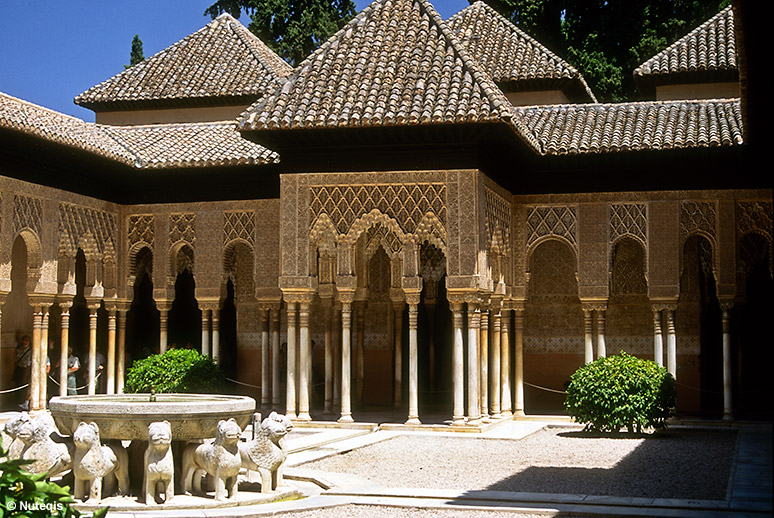 Grenada, Alhambra, Dziedziniec Lw��w i ich 12 postaci