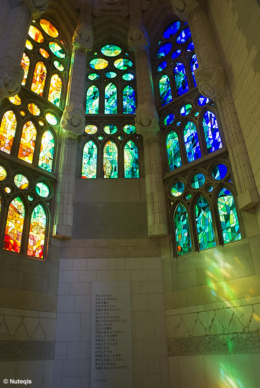 Barcelona, witraże w Sagrada Familia