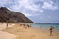 Teneryfa, saharyjski piasek na Playa de las Teresitas