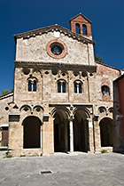 Piza, nieopodal katedry, kościół San Zeno