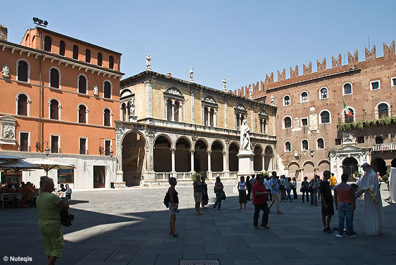 Werona, Piazza dei Signori