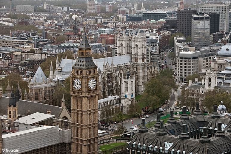 Londyn, Big Ben, w tle Opactwo Westminsterskie