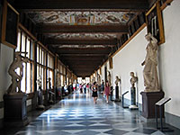Wnętrze Galerii Uffizi