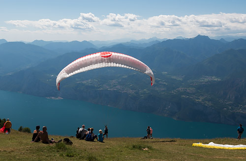 Paralotnie nad Monte Baldo1